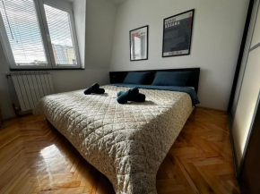 Cozy Modern Central M's Apartments
